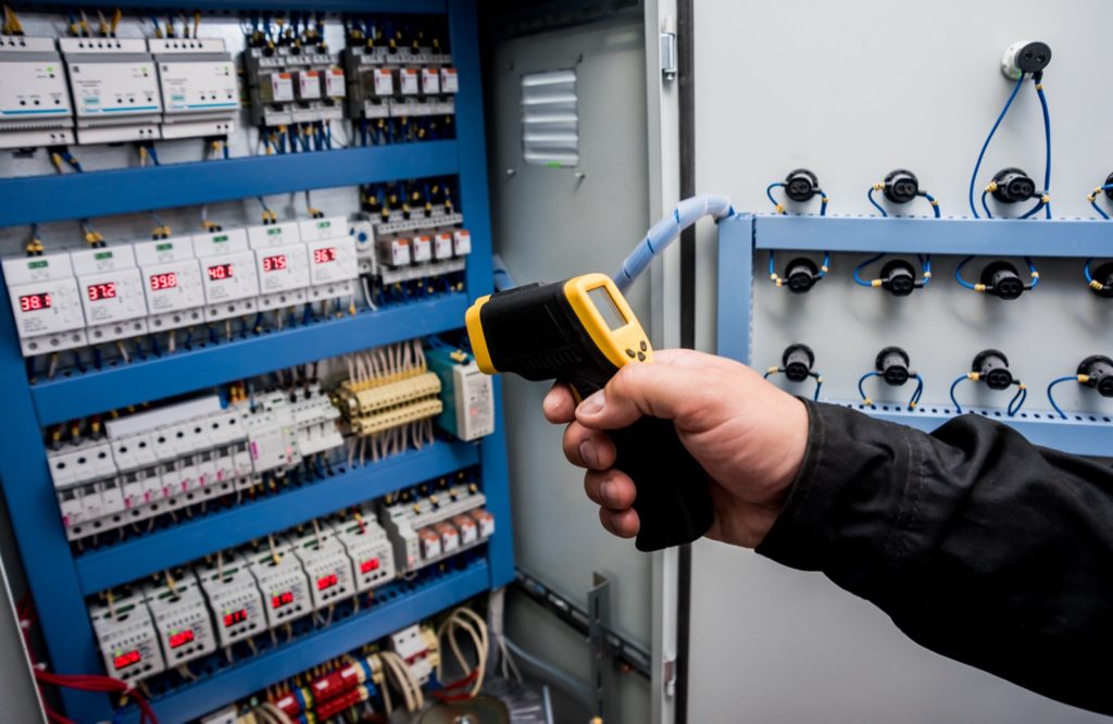 Maintenance électrique : inspection thermographique du tableau