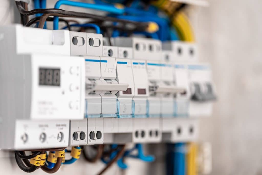 Prix dépannage électrique : remplacement au tableau électrique